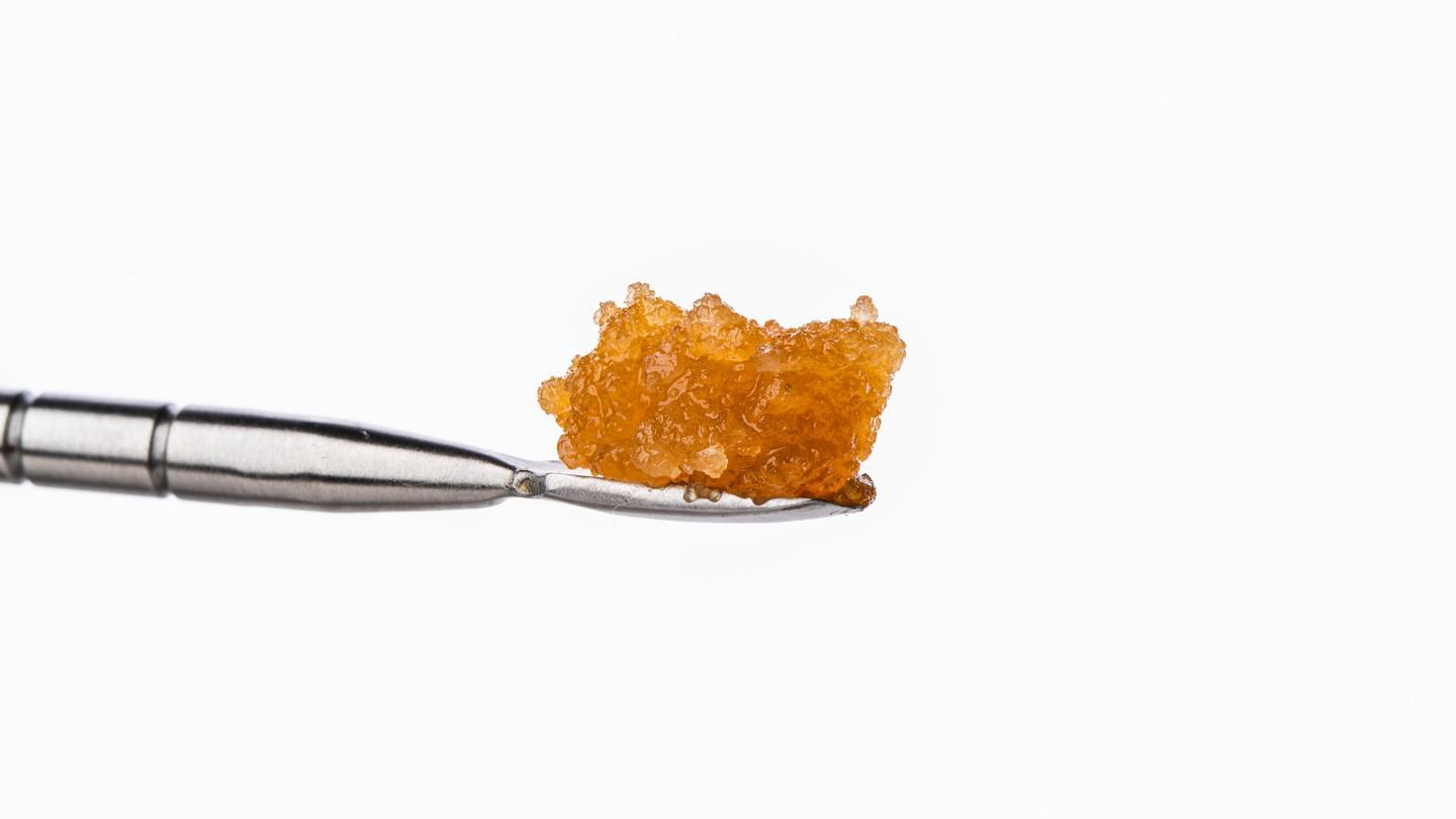 sugar wax on a dabber